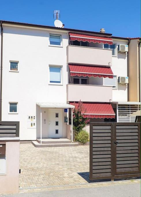 Apartament Liam Pula Zewnętrze zdjęcie
